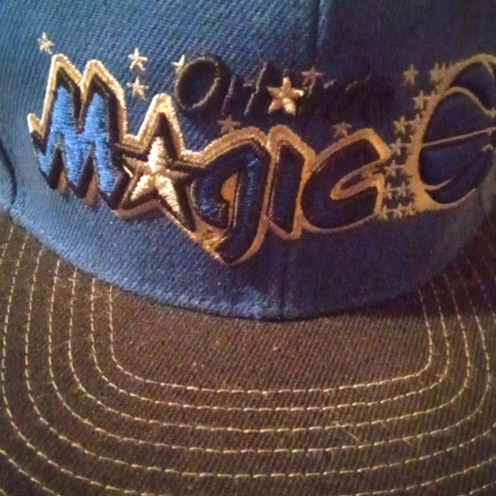 Mitchell & Ness Snap